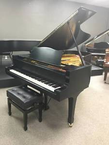 YAMAHA C7 - 7'6" - Ebony Satin Grand Piano   -     Bosendorfer Bluthner Steinway