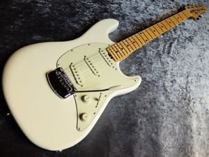 NEW MUSIC MAN Cutlass Ivory White guitar From JAPAN/456