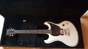 Schecter Shaun Morgan Special Edition 6-String Electric Guitar, White