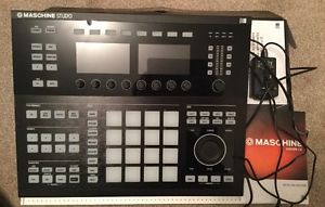 Maschine Studio + 12 Expansion Packs + Free Decksaver