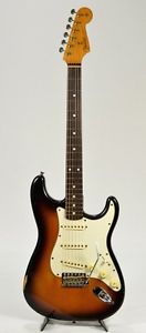 Fender USA American Vintage 62 Stratocaster 3-Color Sunburst w/hard case #U934