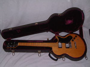 Gibson L6-S Vintage Electric Guitar model with Original Hard Case/ excellent !