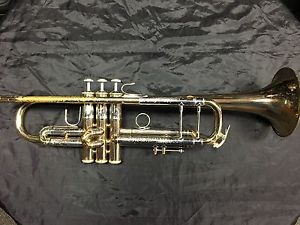 1967 BACH STRADIVARIUS 37 PRO TRUMPET ONE OWNER