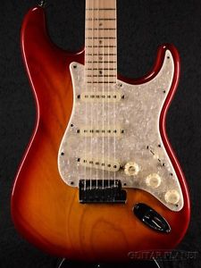 Fender USA: American Deluxe Stratocaster -Aged Cherry Burst/Maple- 2009 USED