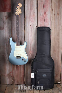 Fender® Deluxe Roadhouse Stratocaster Electric Guitar Strat with Deluxe Gig Bag