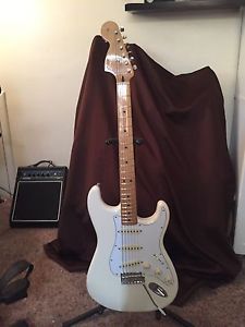 fender jimi hendrix stratocaster white outstanding shape