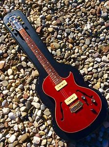 Gibson Blues hawk 1997 Blueshawk night hawk semi hollow body VARITONE