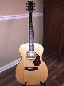 Larrivee Model OM 05E Electric Acoustic Guitar with Case
