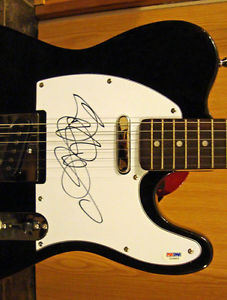 original von Billy Gibbons (ZZ-Top) handsignierte E-Gitarre(Modell Telecaster)