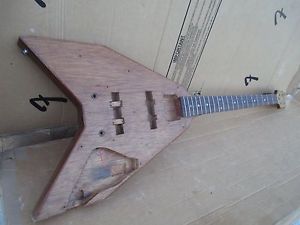 1969 GIBSON CUSTOM V BASS -- made in USA