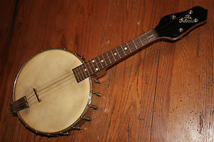 1925 Gibson trap door UB 4 Ukulele Banjo Uke NEAR MINT & FLAMEY RARE Banjolele