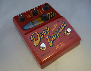 AKAI Professional Deep Impact SB1 Bass Synthesizer Guitar Pedal