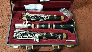 Buffet Crampon E12 Bb  Wood Clarinet  New with Case and Accessories