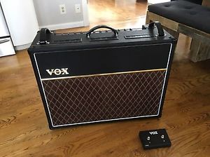 Vox AC30C2 Guitar Amp. Excellent Condition!