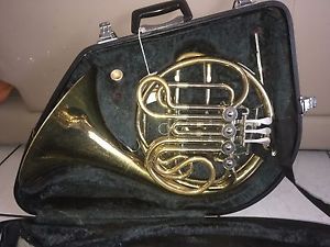 Yamaha 567 French Horn
