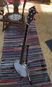 1965 Vega Pete Seeger Long Neck Banjo