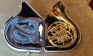 CONN Double French Horn Model 6D in VERY GOOD Condition with Hard CONN Case