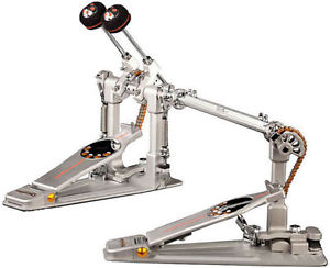 BRAND NEW PEARL P3002CL Demon Chain Drive Left Double Bass Drum Pedal w/Case