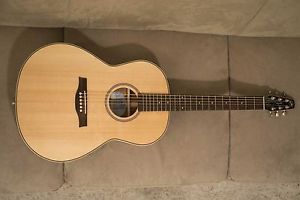 New Seagull Maritime SWS Folk Acoustic Guitar