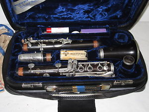 * VINTAGE BUFFET CRAMPON PARIS MADE IN FRANCE WOOD CLARINET W/ CASE 102287 *