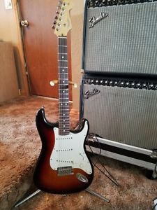 Fender Stratocaster American Standard  ssn Z8005266  2008