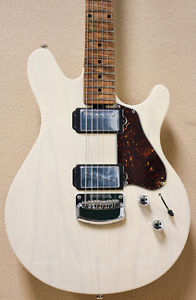 Ernie Ball Music Man Valentine W