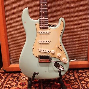 Vintage 1960 Fender Custom Shop Strat Relic Sonic Blue Original Guitar w/OHSC