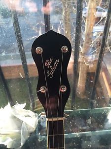 A Gibson Model 00 17 Fret Open Back