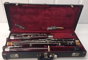NICE BUNDY WOOD BASSOON IN READY TO PLAY CONDITION 8091