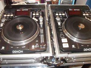 PAIR OF DENON DN-S3700 DJ CD PLAYER MP3 MIDI CONTROLLER WITH CASES