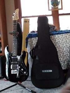 Line6 JTV-69 near mint condition w/unused gig bag and all cables and manual