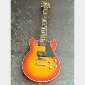 YAMAHA '81 SG2000 Electric Guitar Free Shipping