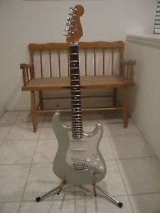 Fender American Standard Stratocaster Inca Silver Rosewood, 1999