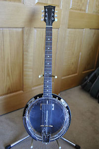Gold Tone GT-500 six-string banjo with hardshell case