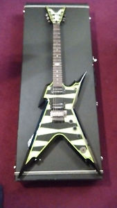 Dean Dime Razorback, Slime Bumblebee Electric Guitar and case