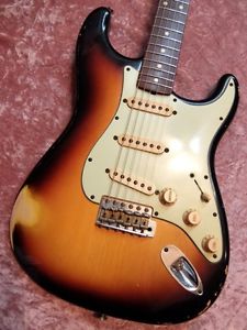 Fender 1960 Stratocaster Relic 3ToneSunburst 2008 Electric Free Shipping