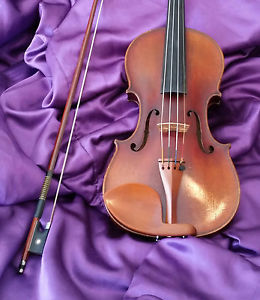 **EXQUISITE 1909 GERMAN MASTER VIOLIN, 4/4 FOR THE ADVANCED PLAYER**