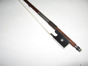 Bratschenbogen, Albert Nürnberger, Fernambuk, Bogen für Bratsche, Viola