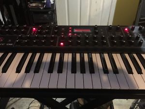Dave Smith Prophet 08 PE