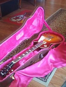 Guitar LP style 9 plus pounds! Plays great! Made in Japan, MIJ