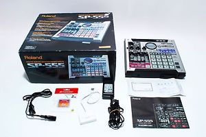 Roland sp-555 Sampler w/2GB CF Card, Box Free shipping From Japan