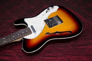 Fender Deluxe Thinline Telecaster Rosewood Fingerboard