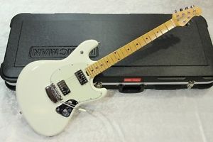 NEW MUSIC MAN StingRay Guitar / Maple / Ivory White guitar From JAPAN/456