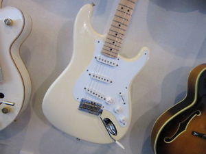 Fender: Electric Guitar ERIC CLAPTON STRATOCASTER USED