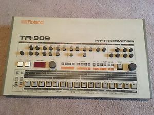 Roland TR-909 Drum machine in Perfect working order, Serious Offers Only