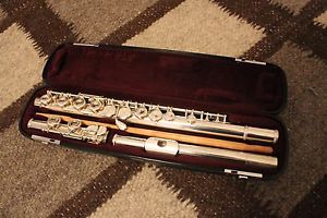 Flute Yamaha 311 new (sterling silver headjoint)