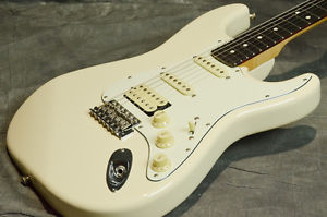 Used Fender Japan / STR / VWH from JAPAN EMS