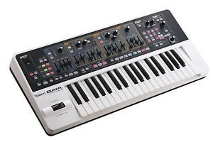 Roland GAIA SH-01 Synthersizer NEW FREE EMS SHIPPING