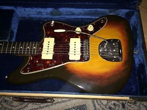 Fender jazzmaster 1961 electric guitar in his original case!