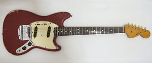 ORIGINAL VINTAGE 1965 FENDER MUSTANG DAKOTA RED OVER WHITE USA ELECTRIC GUITAR